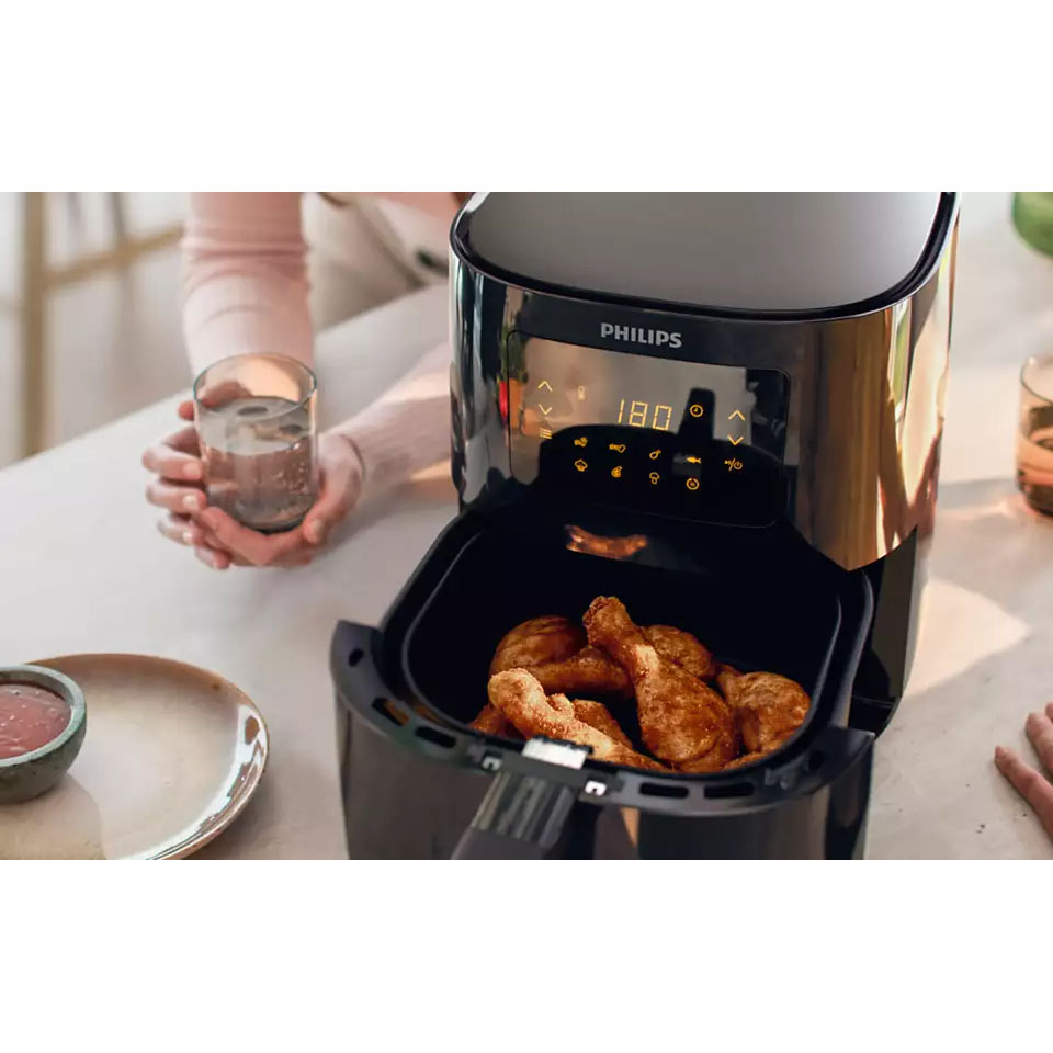 Fritadeira Philips Essential Airfryer 1400W HD9252-70