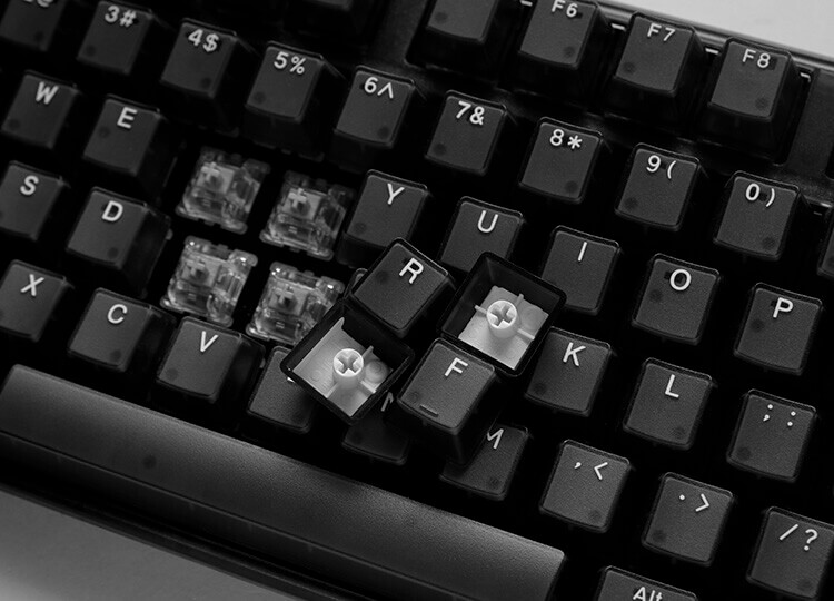 One 3 Aura Edition Keyboard.2