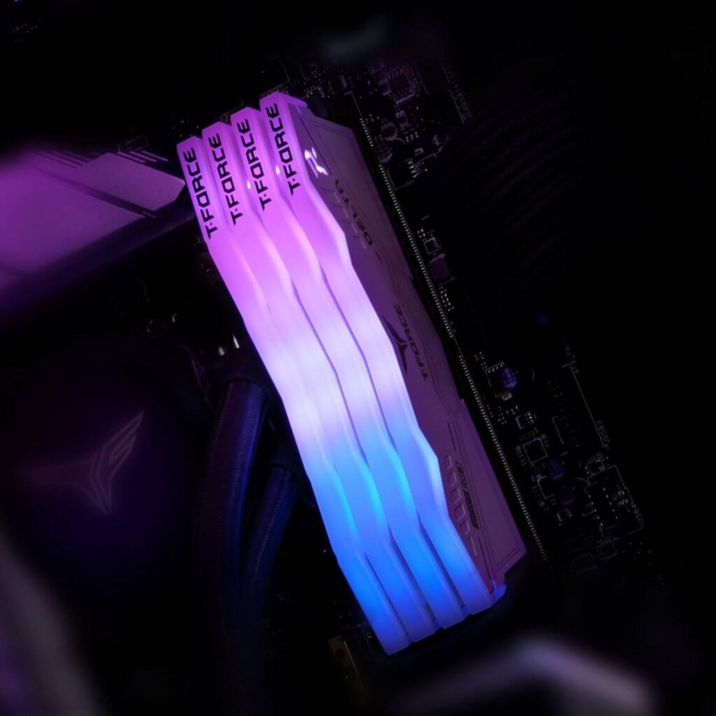 Memória RAM UDIMM TEAMGROUP Delta RGB 16GB (2x8GB) DDR5-6000MHz Branca (9)